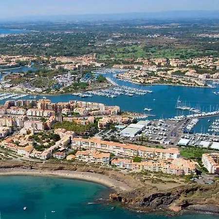 Port Nature 629 - Le Hippie * Agde